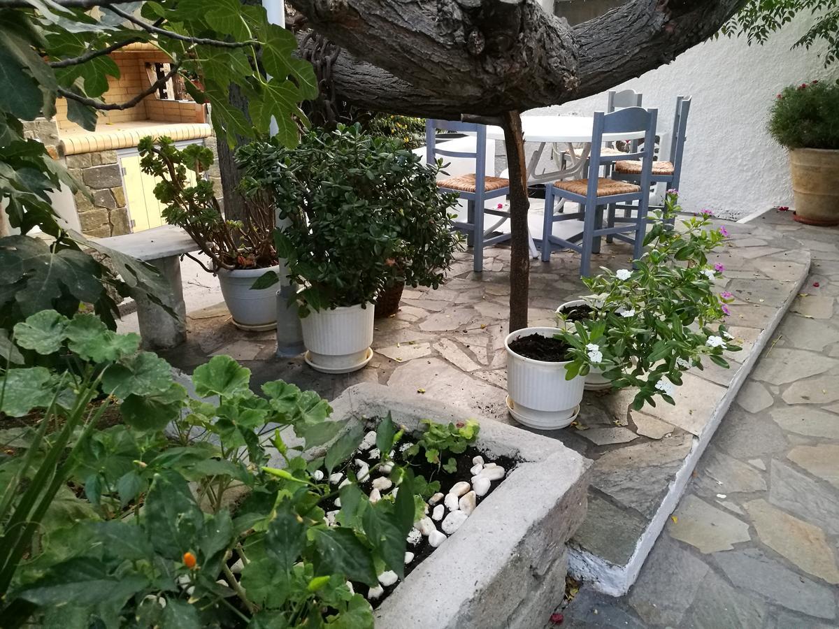 Apartmán Gerania Milos Adamantas  Exteriér fotografie